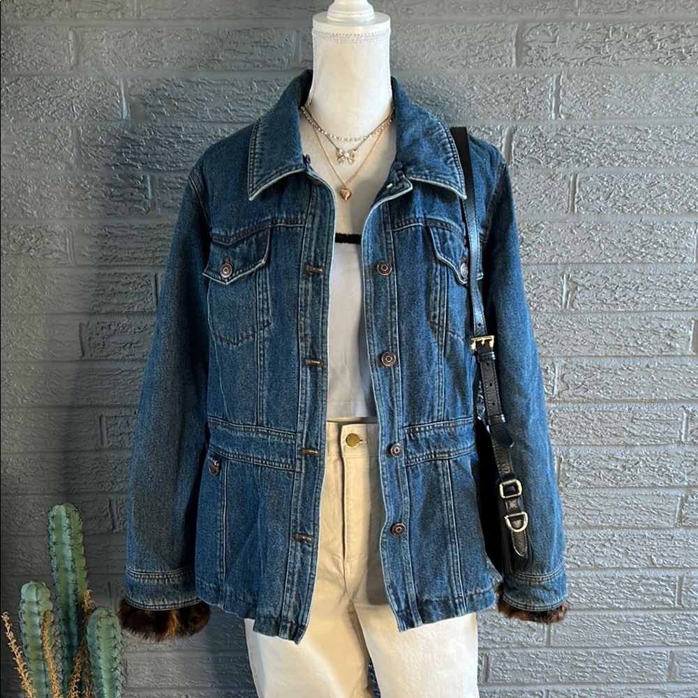 Vintage Denim Jacket with Faux Fur Trim